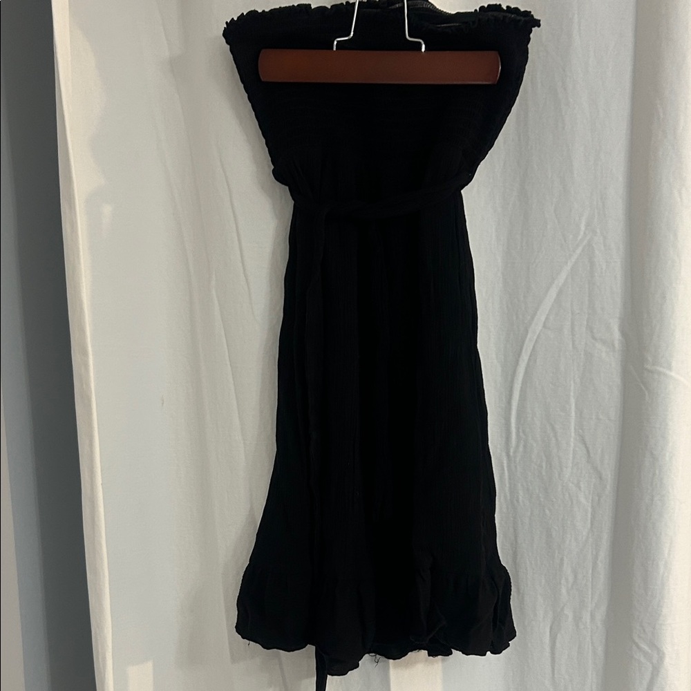 Juicy Couture Black Strapless bathing suit coverup